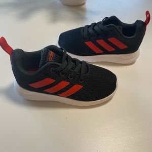 Toddler sneakers